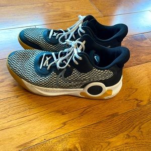 Nike KD Trey 5 Tennis Shoes, Size 9